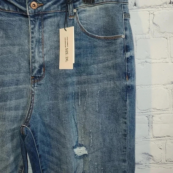 Special A Womens Jeans Size 2XL Distressed Medium Dark Wash Skinny NWT - Picture 3 of 15
